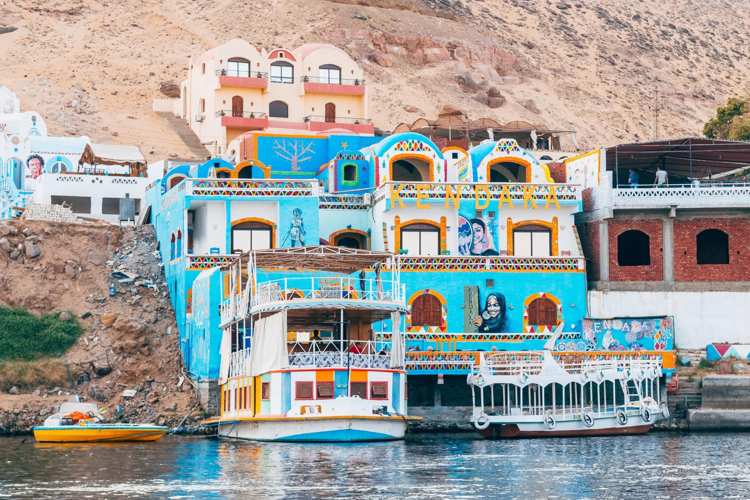 منظر بانورامي لأسوان والنيل